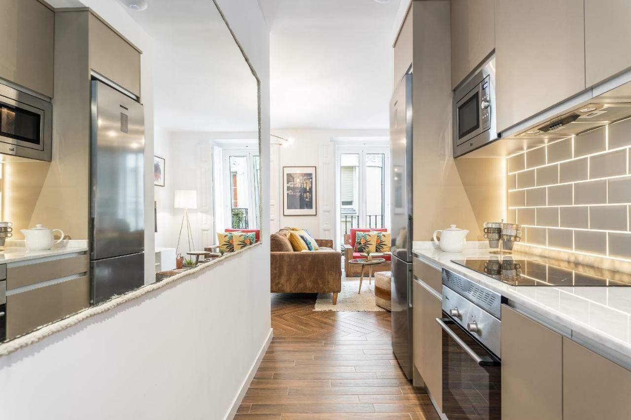 Apartament Waou Sol Es Mia - Corta Duracion Madryt Zewnętrze zdjęcie