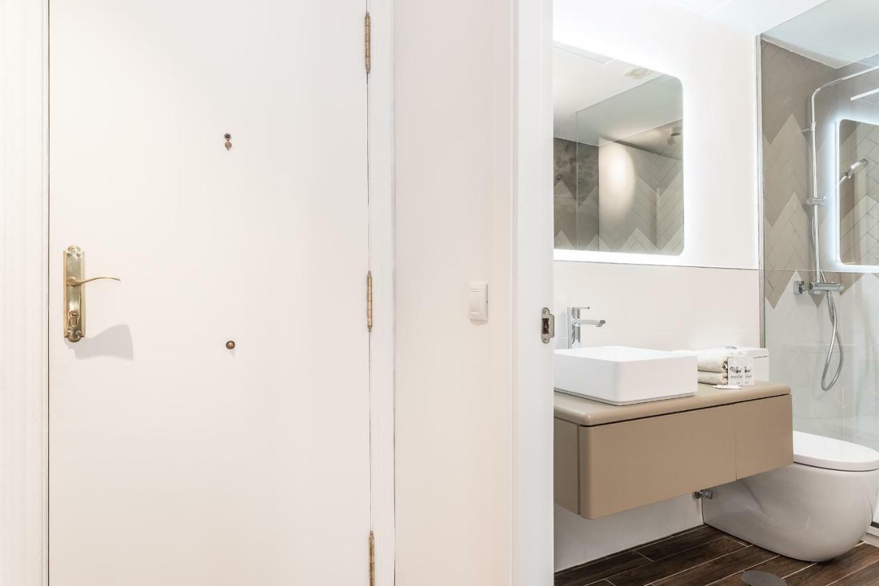 Apartament Waou Sol Es Mia - Corta Duracion Madryt Zewnętrze zdjęcie
