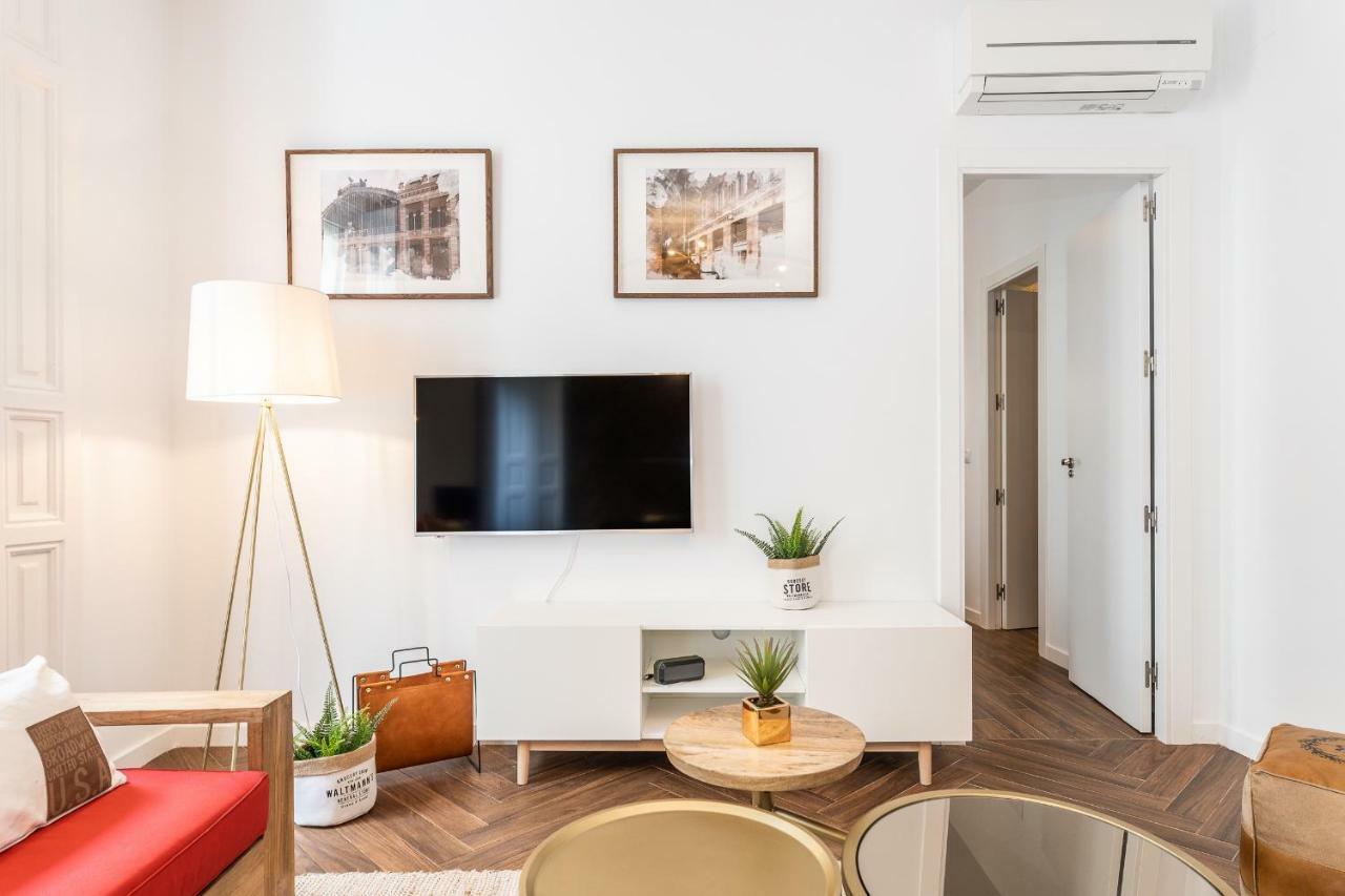 Apartament Waou Sol Es Mia - Corta Duracion Madryt Zewnętrze zdjęcie