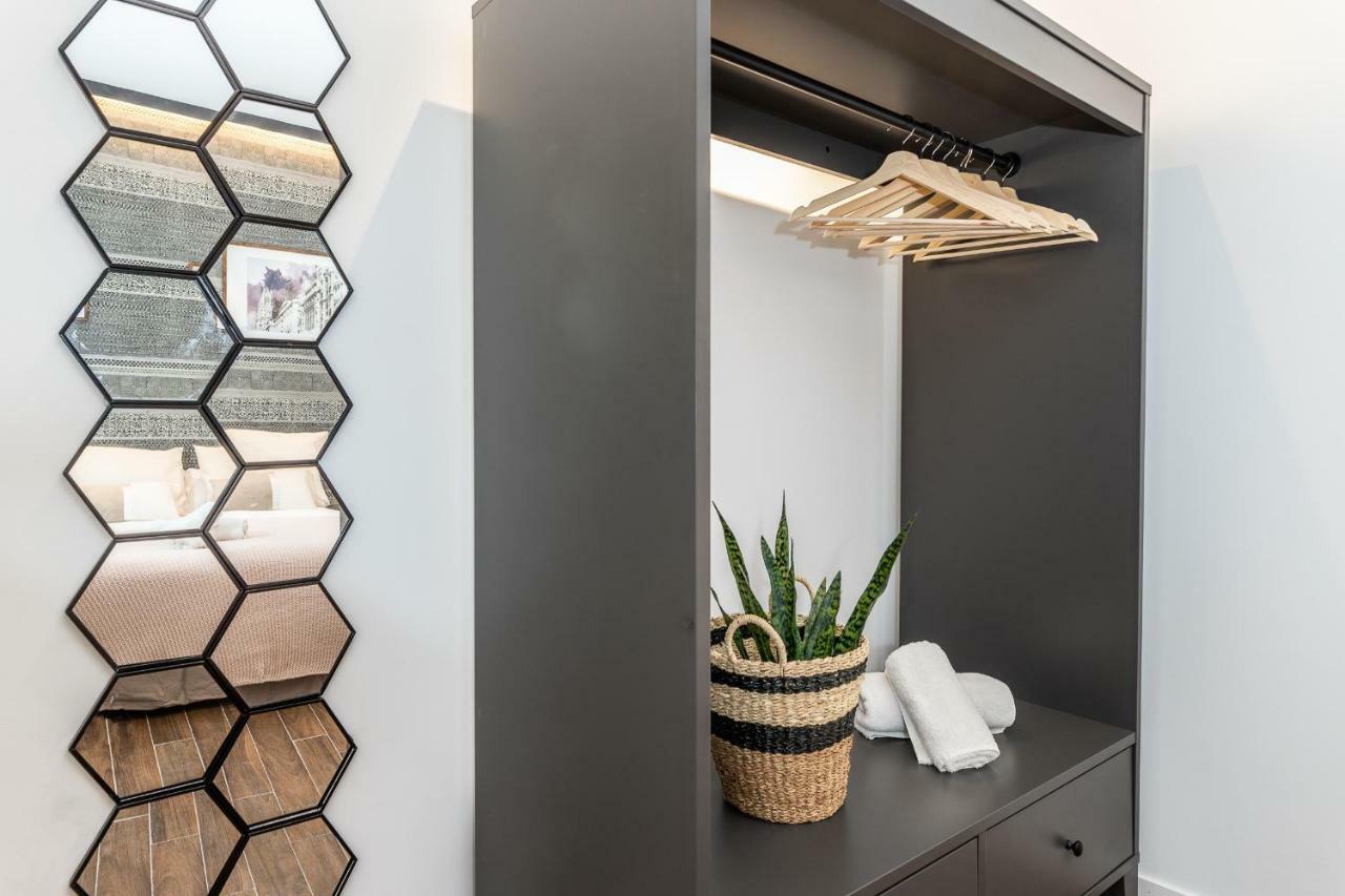 Apartament Waou Sol Es Mia - Corta Duracion Madryt Zewnętrze zdjęcie