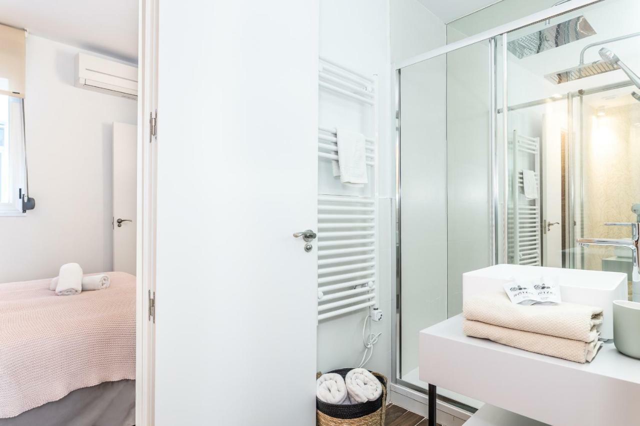 Apartament Waou Sol Es Mia - Corta Duracion Madryt Zewnętrze zdjęcie