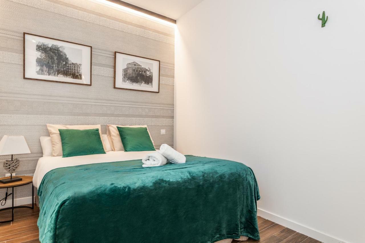 Apartament Waou Sol Es Mia - Corta Duracion Madryt Zewnętrze zdjęcie